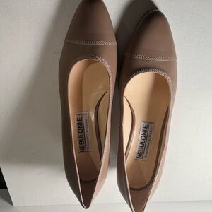 Taupe almond toe size 9.5 office shoe